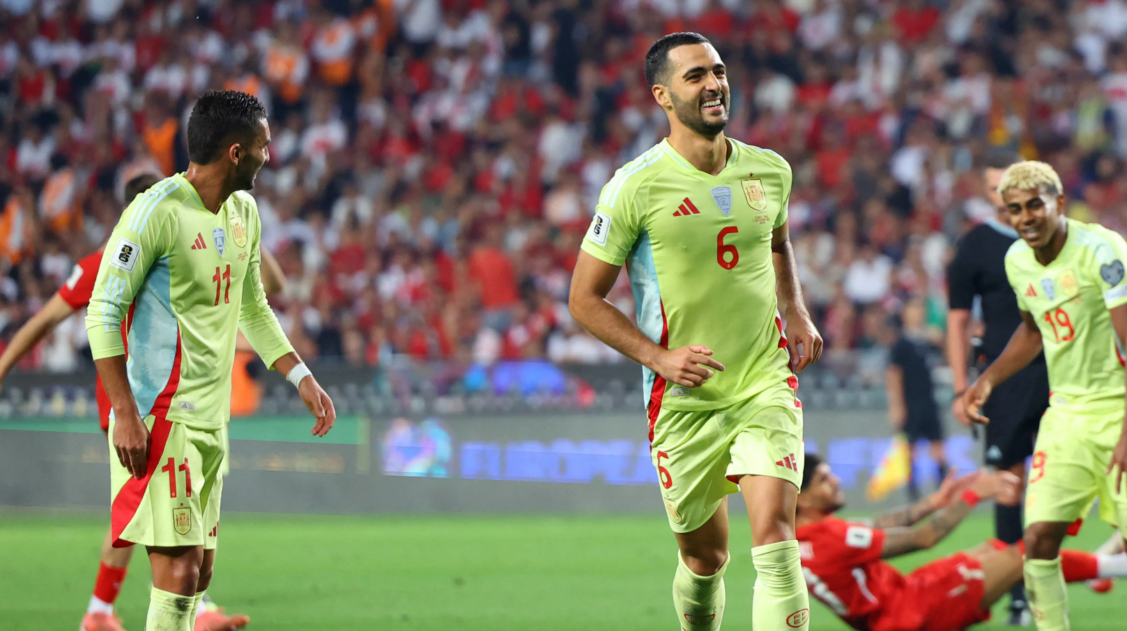 Favoritët nuk zhgënjejnë/ Spanja dhe Belgjika luajnë “tenis”, Gjermani merr fitoren e parë