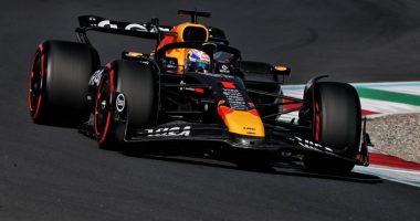 Max Verstappen kthehet te fitorja/ Piloti i Red Bull dominon në pistën e Monza
