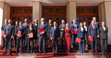 Betohet qeveria, ‘Rama 4’ nis punën/ Pas betimit, qeveria zhvilloi mbledhjen e parë