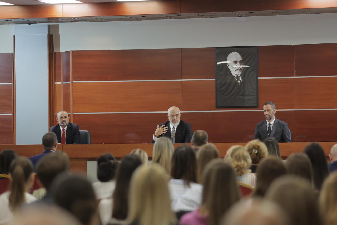 “Drejtësia nuk është më ‘mashë’ e interesave të pushtetit politik”/ Rama: Do të vazhdojmë të përmirësojmë standardet!