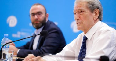 Berisha luan me “zjarrin” e bojkotit/ Ende asnjë emër të drejtuesve të komisioneve, çon padi në Kushtetuese