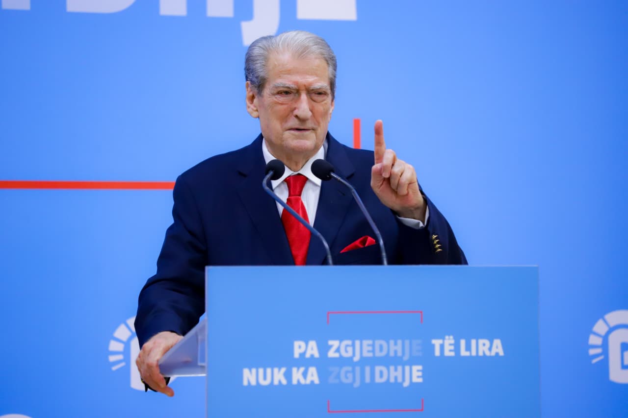 Berisha, ‘avokat’ i Veliajt/ Kryetari i PD përshëndet ankimimin e tij në Kushtetuese