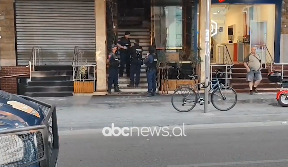 VIDEO/ Vrasja e Klevis Lleshit, operacion i RENEA në Tiranë. Kontrolle në një subjekt