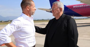Mbledhja e Komitetit Ekzekutiv të UEFA/ Presidenti Čeferin mbërrin në Tiranë