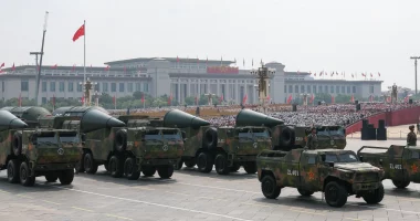 VIDEO/ Kina tregon fuqinë ushtarake, paradë në 80 vjetorin e Luftës së dytë botërore