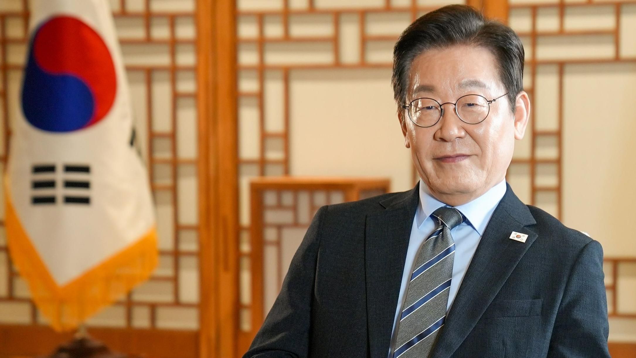 Koreja e Jugut do të pranonte një marrëveshje Trump-Kim për ngrirjen e programit bërthamor