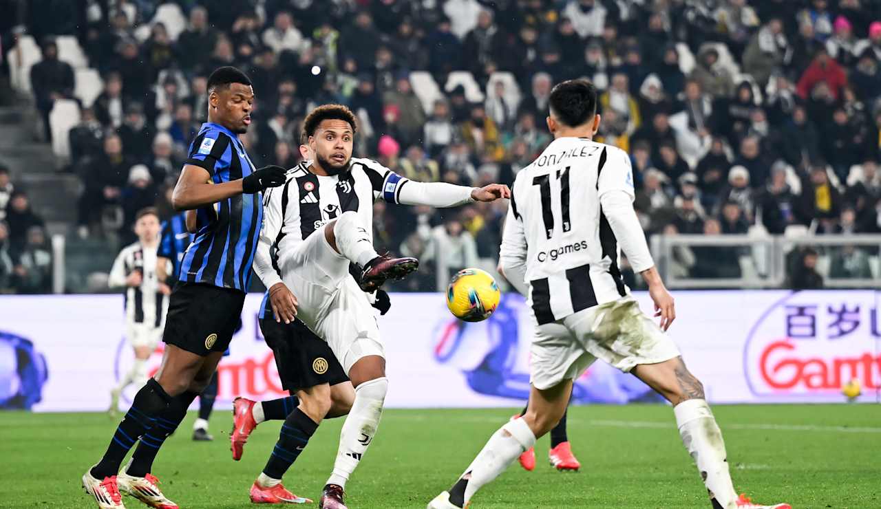 “Bie” Inter, fiton Juventus/ Zikaltërit munden papritur në “San Siro” nga Udinese