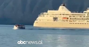 VIDEO/ Shqipëria destinacioni i preferuar për të huajt, kroçera me rreth 600 turistë mbërrin në Vlorë