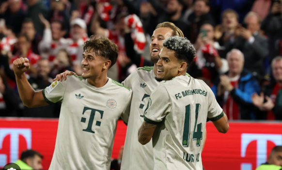 Fitore me protestë në Bavari/ Bayern shkëlqen, por tifozët nuk janë të kënaqur me fanelën