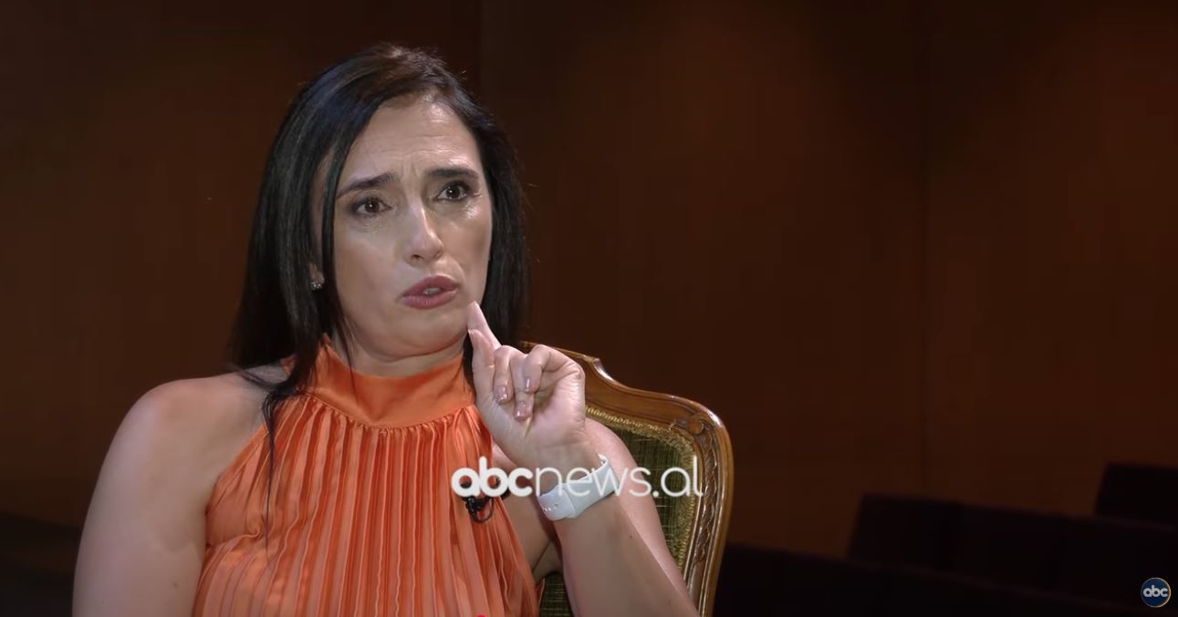 “Skena është shtëpia ime”, Ermonela Jaho në Pas Mesnatë: Jam mësuese shumë e rreptë e vetes time