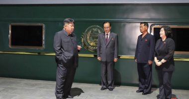 Parada ushtarake në Kinë/ Lideri i Koresë së Veriut mbërrin në Pekin me tren të blinduar