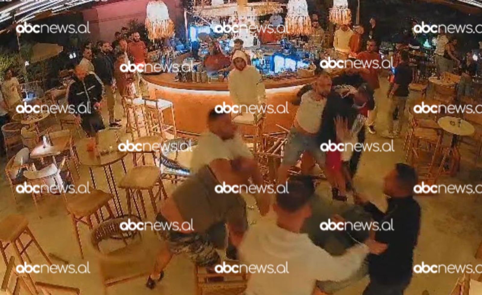 Sherri me tre të lënduar në Korçë/ Lëshohen disa urdhërarreste, merren në pyetje autorët e përfshirë