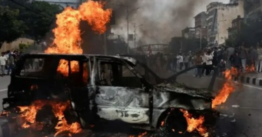 Protesta të dhunshme në Nepal/ Zjarr në ndërtesën e parlamentit, sulme ndaj policisë