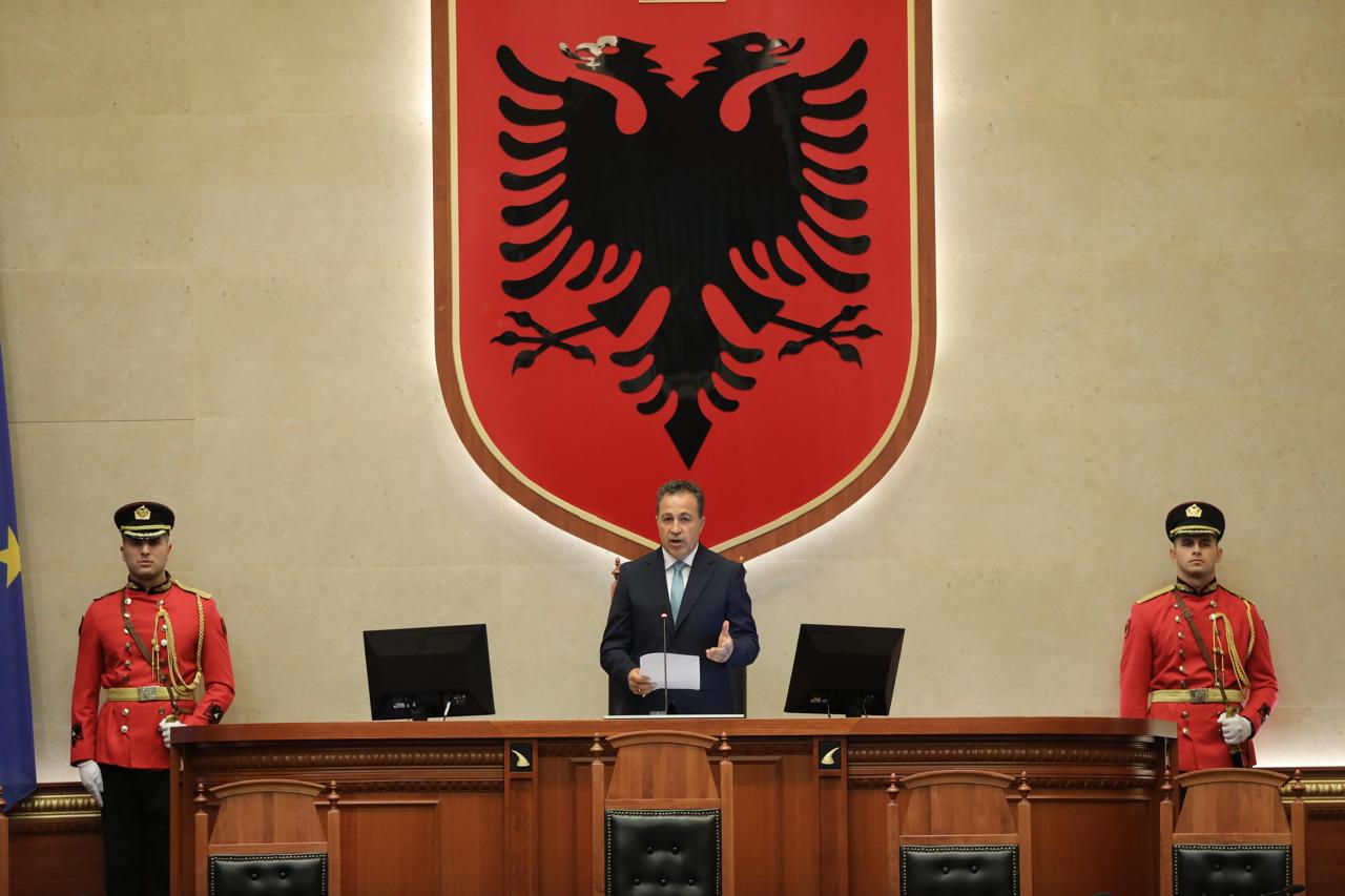 U zgjodh kryeparlamentar me 84 vota pro/ “Drejtësia, mbështetje pa kushte”, Niko Peleshi: Në shërbim të Kuvendit!