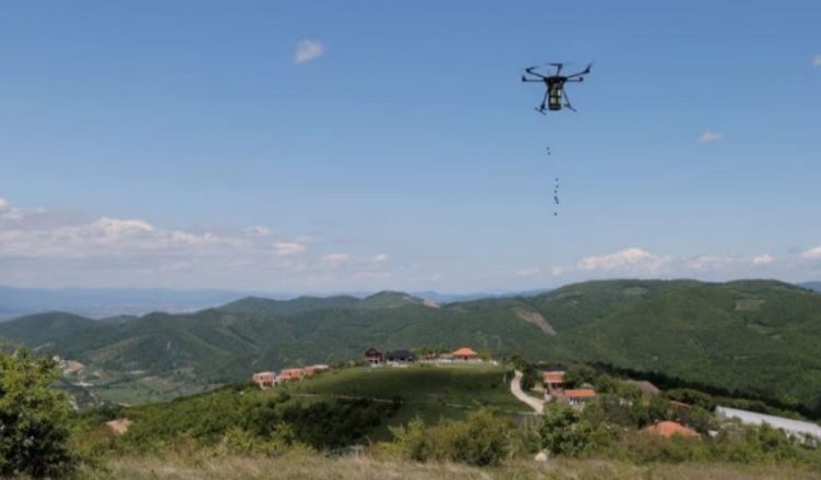 Dronë serbë mbi Kosovë? Shefi i policisë: Kemi njoftuar KFOR