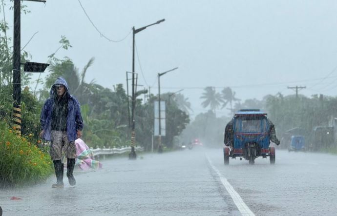 “Ragasa” godet Kinën/ Më herët tajfuni la pasoja katastrofike në Taiva dhe Filipine