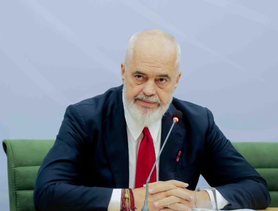 Komuniteti Politik Europian/ Kopenhagen, Rama iu bashkohet 47 liderëve nga Europa