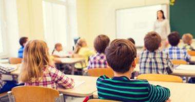 Gati për zilen e parë/ Nis viti i ri shkollor në të gjithë vendin