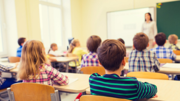 Gati për zilen e parë/ Nis viti i ri shkollor në të gjithë vendin