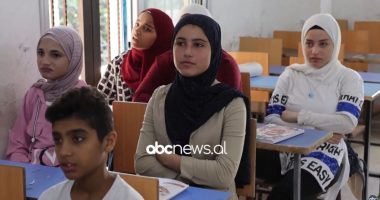 Fëmijët sirianë rikthehen në shkollë/ Shpresë për Sirinë, pas më shumë se një dekade lufte civile