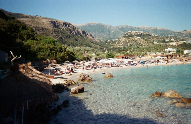 “Washington Post”: Vizitoni Shqipërinë, destinacionin mesdhetar që përmbush çdo pritshmëri