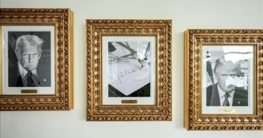 Trump vendos foton e “stilolapsit automatik” në vend të Joe Biden