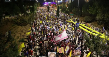 Mijëra persona protestë në Jerusalem, presion Netanyahut: Marrëveshje për lirimin e pengjeve në Gaza