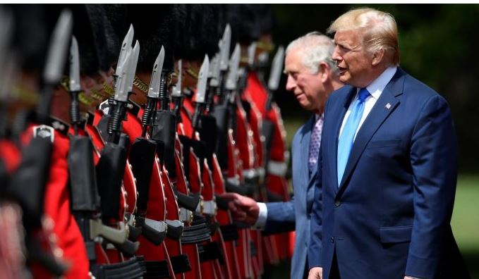 Trump në vizitën e dytë shtetërore në Britani, ceremoni madhështore dhe ‘provë’ diplomatike