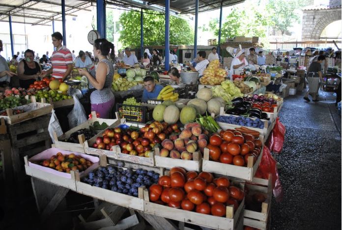 Inflacioni u ul lehtë në korrik/ Arrin në 2.3 përqind, por argëtimi e ushqimet mbeten të shtrenjta