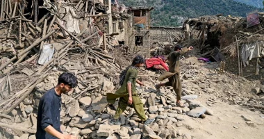 Mijëra viktima nga tërmeti, BE dërgon ndihma në Afganistan, pajisje e ushqime dhe 1 milion euro