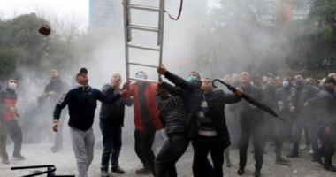 Si më ndryshuan të çmendurit e PD?