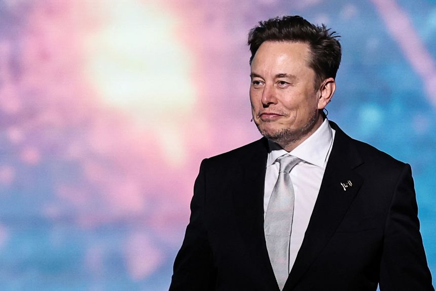 Elon Musk arrin marrëveshje me ish-drejtuesit e Twitter
