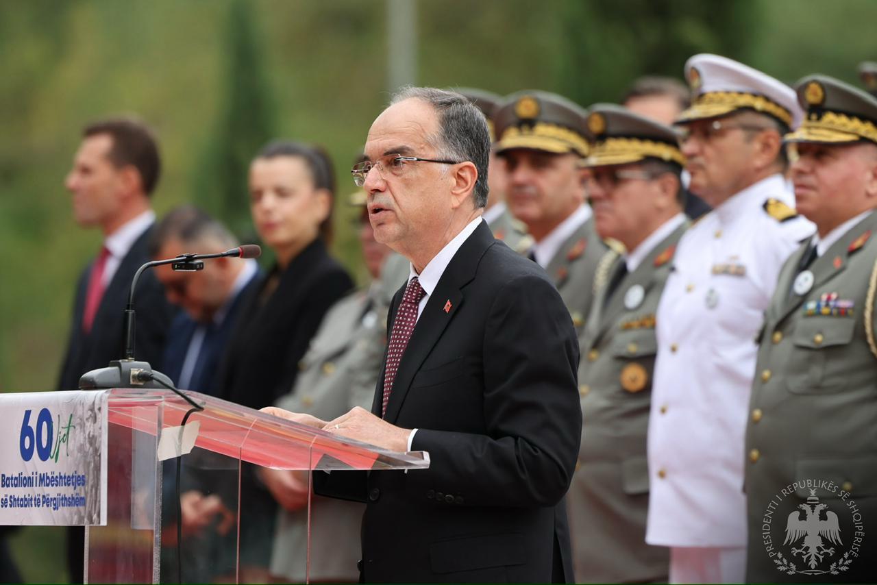 Batalioni i Mbështetjes së Shtabit të Përgjithshëm të FA mbush 6 dekada/ Begaj: Uniforma e ushtarakut shqiptar është simbol i disiplinës
