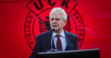 Protesta në përkrahje të UÇK-së, Ahmeti: Sot me mendje e zemër në Strasburg