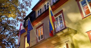 Liderja e opozitës fitoi Nobelin për Paqe, Venezuela i vë kyçin ambasadës në Oslo