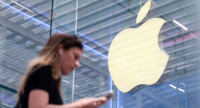 Apple heq nga qarkullimi aplikacionin që sinjalizonte praninë e agjentëve të emigracionit në SHBA