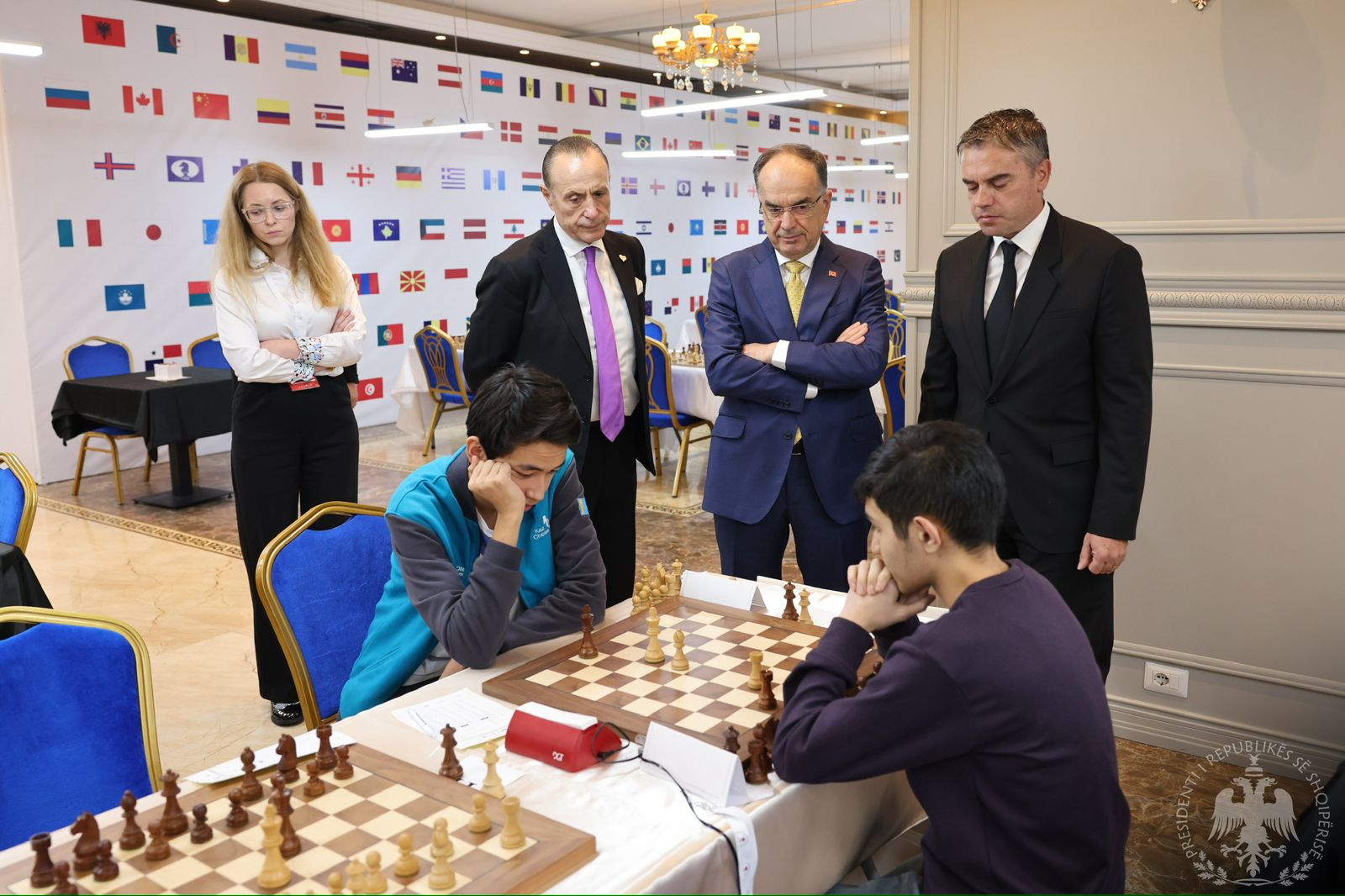 Presidenti Begaj mesazh për të rinjtë: Keni energjinë dhe potencialin e brezit që do të ndërtojë të ardhmen