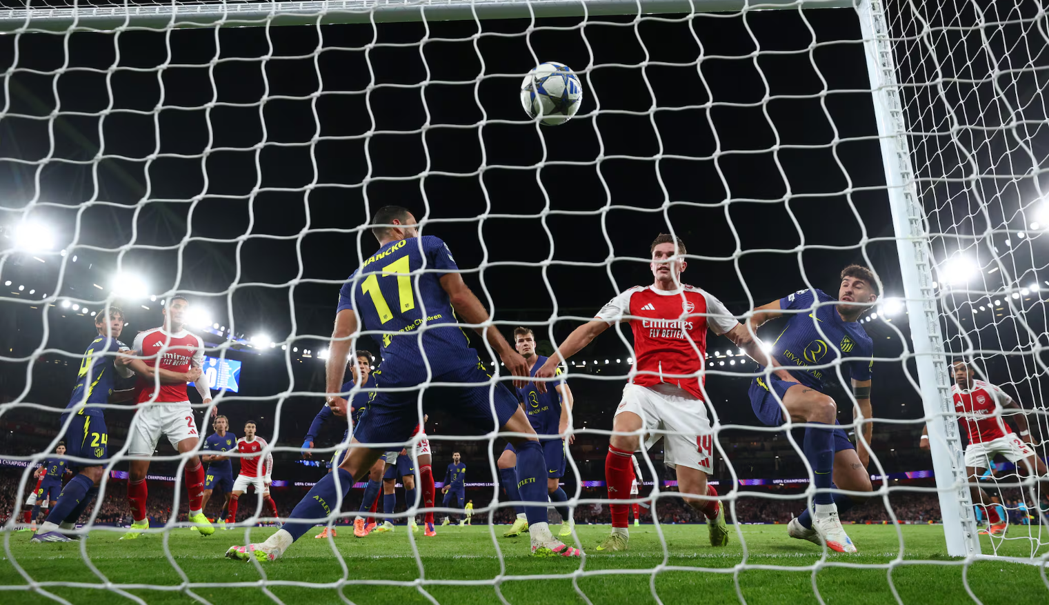 “Çahen” rrjetat në Champions/ “Lum” golash ndeshjet e para të turit të tretë, PSG bën 7