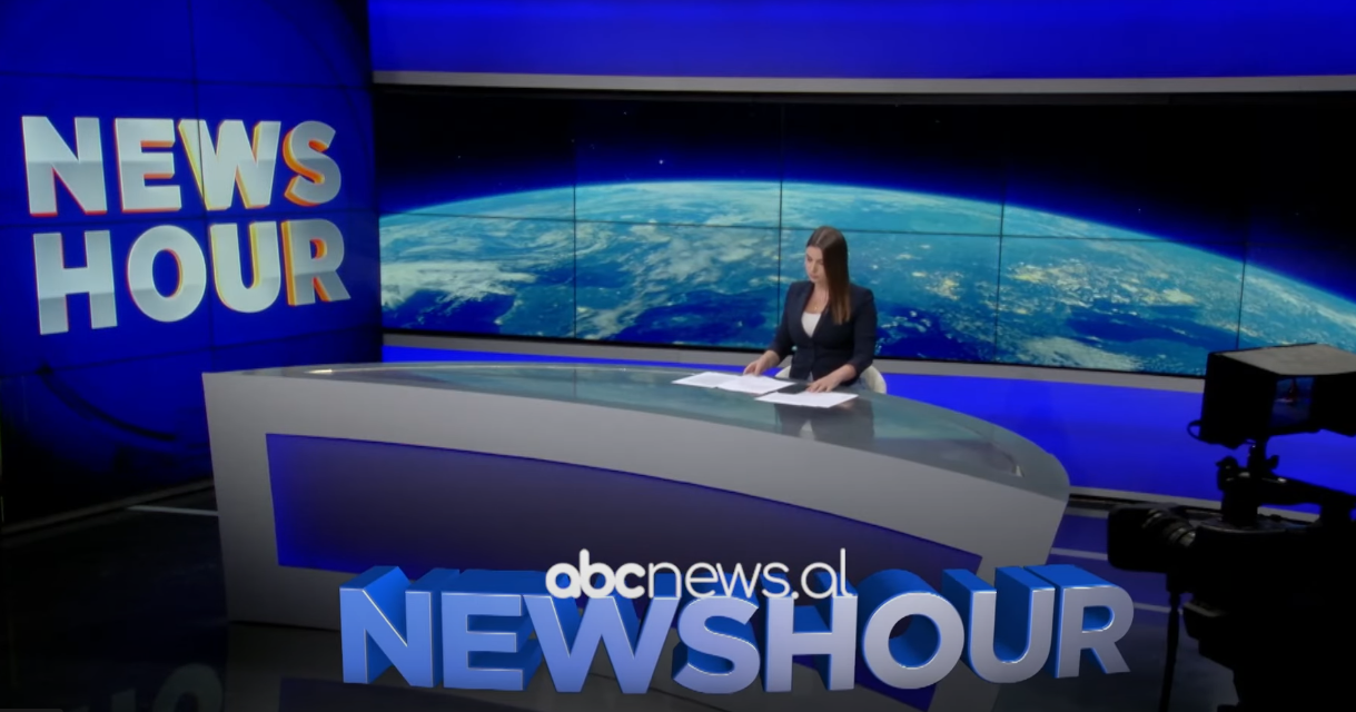 News Hour me Kasandra Palin, (12/10/2025)