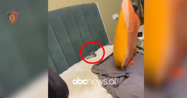 VIDEO/ Me pistoletë poshtë jastëkut, momenti i arrestimit të Aldo Avdylajt në Tiranë