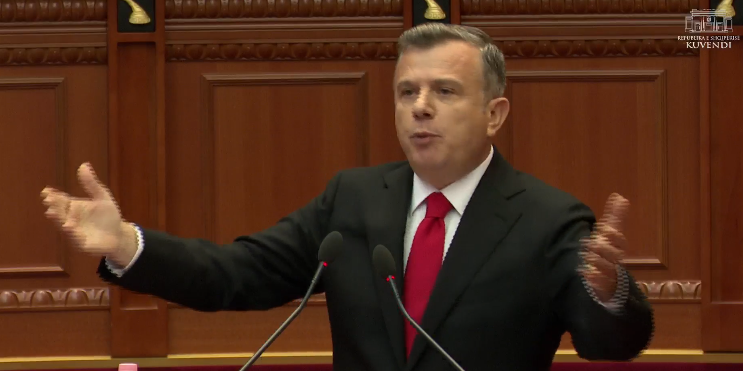 “Veprove kundër interesit të Kosovës”, Balla-Berishës: Thyet embargon e OKB kundër furnizimit me naftë të Millosheviçit