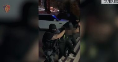 EMRAT/ Në kërkim nga Italia, arrestohen dy vëllezër në Durrës