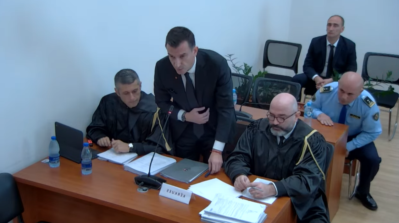 Seanca në Kushtetuese/ ‘Rrëzohet’ Presidenti: Kërkesa do trajtohet në themelin e çështjes