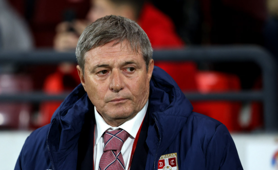 Stojkoviç nuk është më “Piksi”/ Humbja me Shqipërinë largon nga pankina trajnerin serb