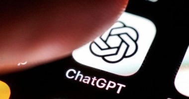 Mbi 1.2 milion njerëz në javë flasin me ChatGPT rreth vetëvrasjes