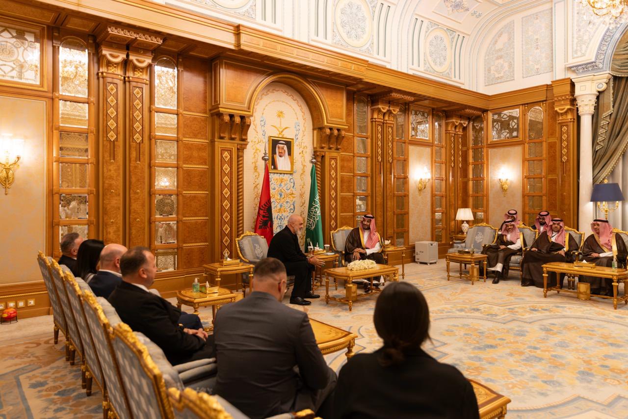 Edi Rama takim me Princin e Kurorës së Arabisë Saudite: Pritet të vizitojë Shqipërinë vitin e ardhshëm