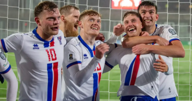 “Mrekullia” e Ishujve Faroe/ “Liliputët” e kontinentit arrijnë fitoren e madhe të radhës