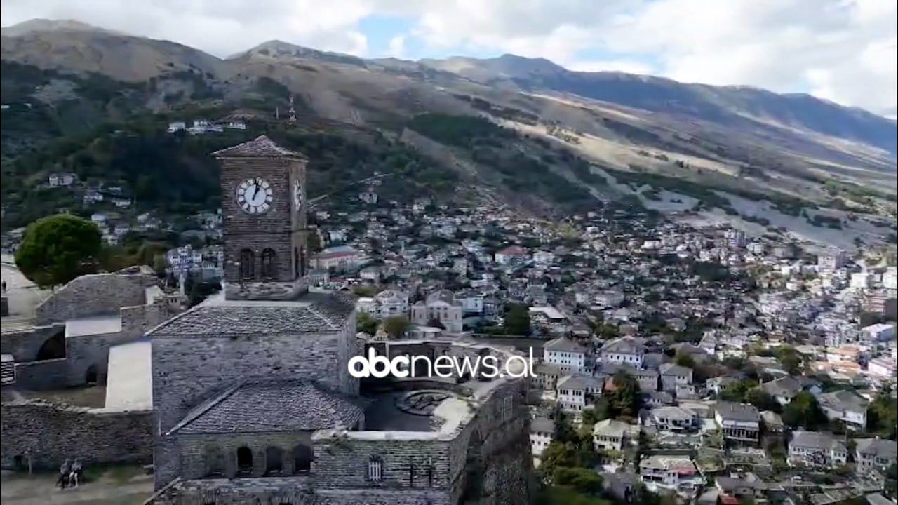 Sa është ora?/ Kthe sytë nga kalaja, përgjigjja e Gjirokastrës për dekada