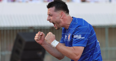 Hoxha, “numri 1” në Kroaci/ Ylli kuqezi, shpallet lojtari i muajit në Ligen e Parë