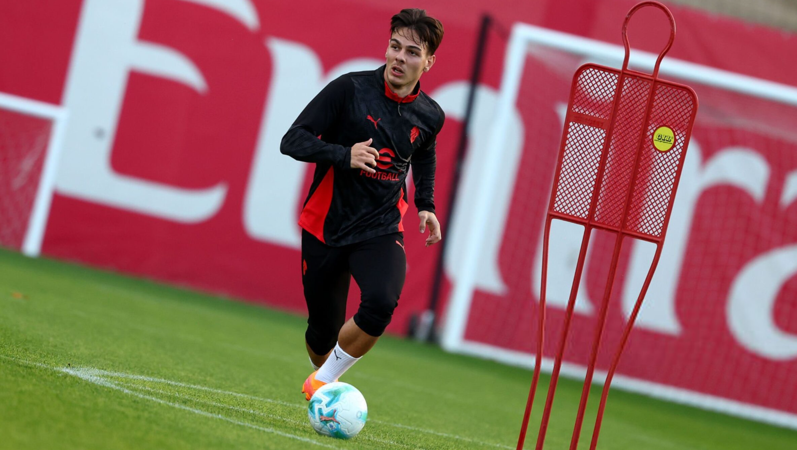 Milan “rigjen” Jasharin/ Futbollisti me origjinë shqiptare kthehet pas dëmtimit të rëndë